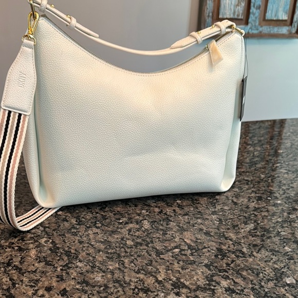 DKNY Hanley Hobo Cream Leather Bag with Gold Accents and guitar strap NWT - Picture 5 of 16